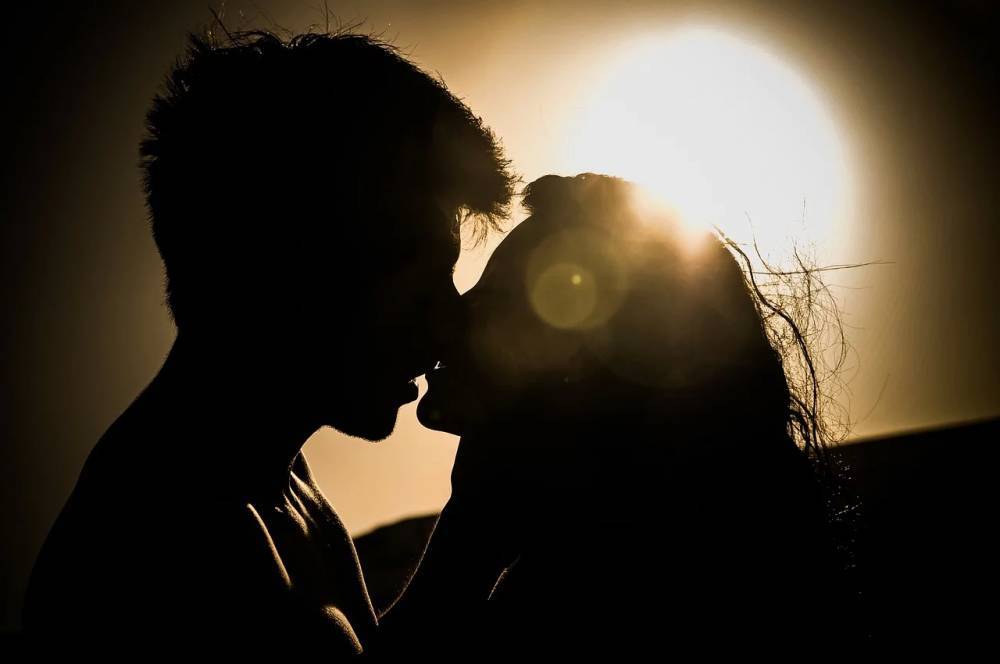 Мужчина не целуется: не хочет или не любит? - motivacii-net.ru