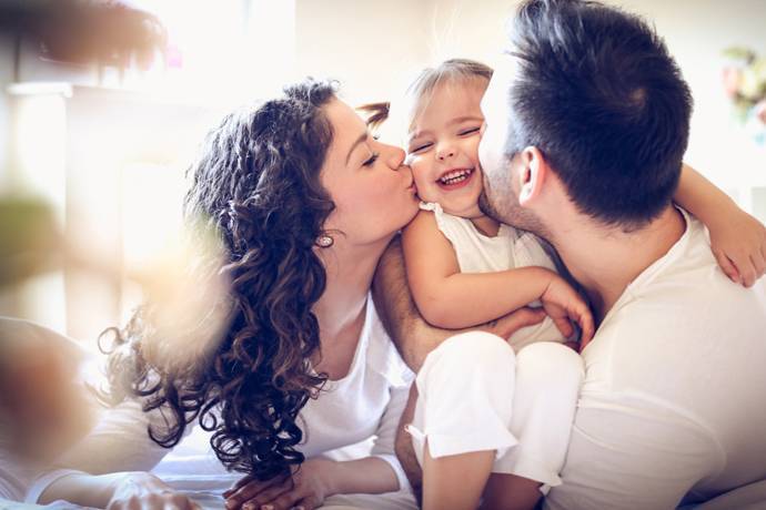 Как любовь родителей влияет на здоровье детей? - psychologies.ru