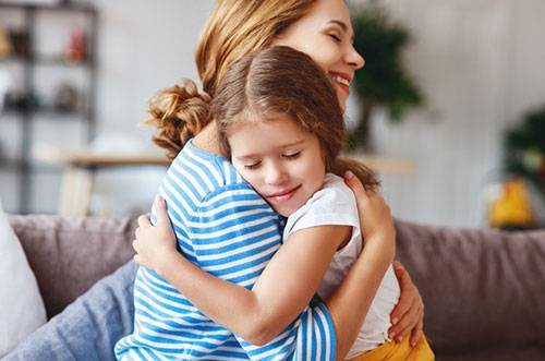 10 причин обнимать своих детей чаще - vitamarg.com