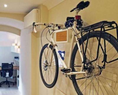 5 хитрых способов как можно хранить велосипед в небольшой квартире - lublusebya.ru