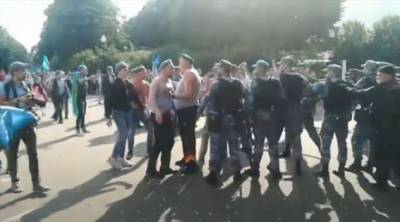 Потасовка десантника с Росгвардейцами на день ВДВ закончилась вынесением приговора (2 фото + 1 видео) - chert-poberi.ru - Москва