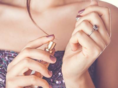 6 признаков того, что ваш парфюм — подделка - marieclaire.ru