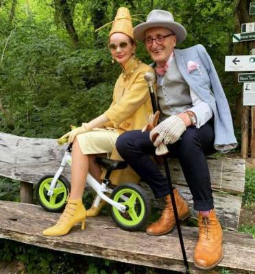 Пожилая пара из Германии одевается так стильно, будто собирается на королевский прием - milayaya.ru - Германия - Берлин