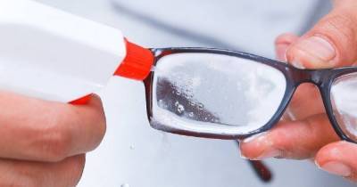 3 доступных способа, как удалить потертости и царапины на очках - lifehelper.one