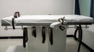 В США решили возобновить смертную казнь для женщин на федеральном уровне (4 фото) - chert-poberi.ru - Сша