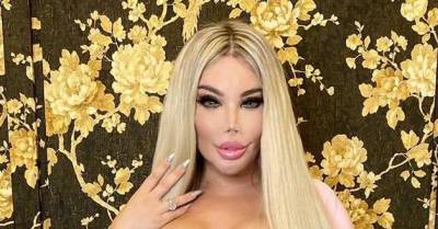 Трансгендерная «живая Барби» впервые показала бойфренда - wmj.ru - Италия