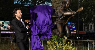 Гарри Поттер - Мэри Поппинс - В Лондоне открыли памятник Гарри Поттеру - womo.ua - Лондон