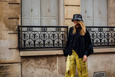 Streetstyle: как одеваются гости Недели моды в Париже, часть 4 - vogue.ua - Париж