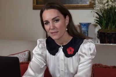 Кейт Миддлтон - Kate Middleton - Кейт Миддлтон пообщалась с семьями погибших британских военнослужащих по видеосвязи - spletnik.ru