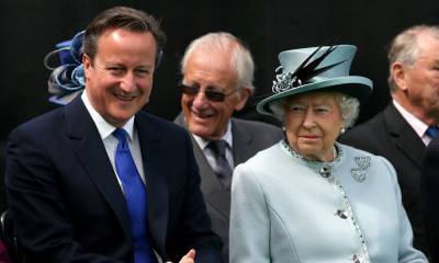 Дэвид Кэмерон - Гнев Королевы: как премьер-министр Британии вынудил Елизавету нарушить протокол - marieclaire.ru - Англия - Шотландия