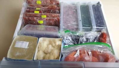 Как организовать хранение в морозилке, чтобы влезли все продукты и не было хаоса - milayaya.ru