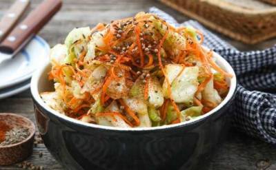 Кочан капусты и одна морковь: маринуем вместе и получаем закуску по-корейски - milayaya.ru