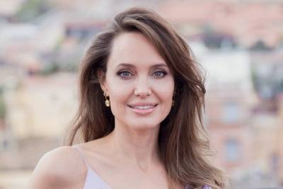 Анджелина Джоли - Брэд Питт - Джон Одеркирк - Джоли проиграла в суде по разводу nbsp - woman.rambler.ru - штат Калифорния