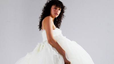 Molly Goddard - Мэри Годдард - Molly Goddard выпустили коллекцию свадебных платьев - vogue.ua