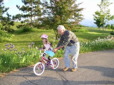 Как бабушке организовать полезную прогулку с внуками? - lifehelper.one