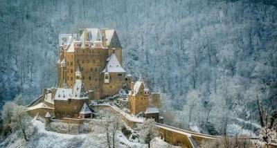 Замок Эльц: величественное сооружение, которое целых 800 лет принадлежит одной семье - lublusebya.ru - Германия