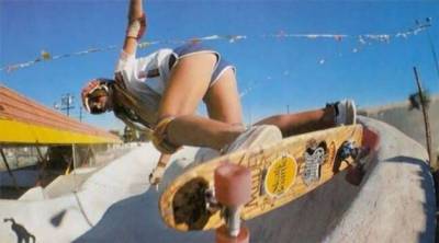 Самая сексуальная скейтбордистка из 70-ых (20 фото + 1 видео) - chert-poberi.ru - штат Калифорния