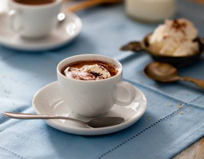 3 рецепта горячего шоколада и какао для прохладных вечеров - vogue.ua - Канада - Англия - Испания