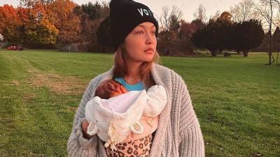 Джиджи Хадид - Новое фото Джиджи Хадид с новорожденной дочерью - vogue.ua - штат Пенсильвания