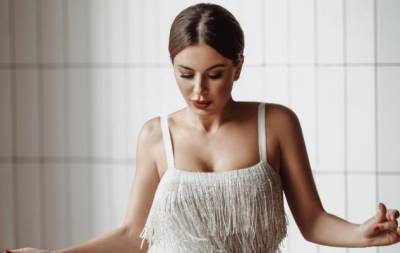Ани Лорак - "Страдаем и любим": Ани Лорак оказалась в центре любовных переживаний в новом fashion-видео - hochu.ua