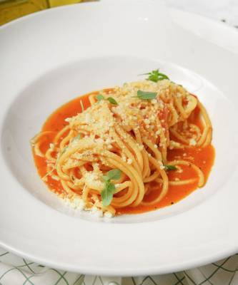 Рецепт дня: готовим идеальные спагетти по рецепту итальянского ресторана Mozza - elle.ru - Италия