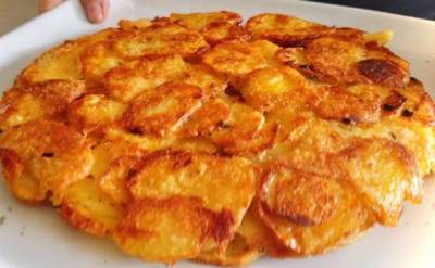 Жарим пирог только из картошки по рецепту итальянского повара - milayaya.ru