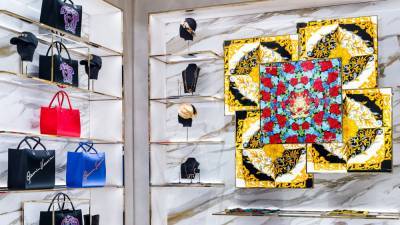Versace открыли новый бутик в «Барвихе Luxury Village» - vogue.ru