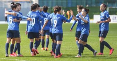 Футбольный матч женской команды в Китае отменили из-за цвета волос спортсменки - womo.ua - Китай