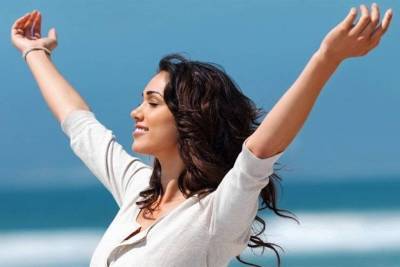 7 упражнений, которые зарядят вас энергией с утра! - lifehelper.one