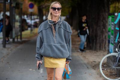 Ханна Леони - Streetstyle: как носить главные цвета 2021 года по версии Pantone - vogue.ua