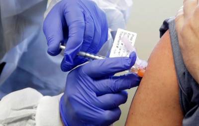В США вакцина от коронавируса вызвала сильную аллергию у медиков - hochu.ua - Сша - New York - Англия