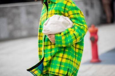 Что такое шакет – самая популярная верхняя одежда этого сезона - vogue.ua