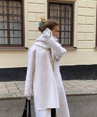 Эмили Синдлев - Матильда Джерф - Как носить белые вещи зимой? Показывает шведка Матильда Джерф - elle.ru - Россия - Стокгольм