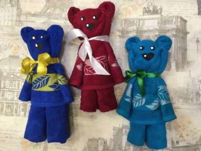 Как сделать медвежонка из полотенца и резинок для подарка: пошаговая инструкция - milayaya.ru