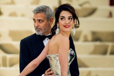 Джордж Клуни - Африка, ужин, тетушкина песня: как Джордж Клуни сде... - glamour.ru