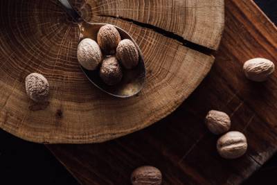 Чем вреден и полезен мускатный орех? - shkolazhizni.ru - Индонезия