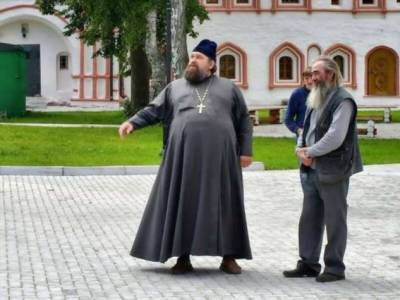 Почему Священники полные, если они постоянно постятся - chert-poberi.ru