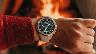 Идея для подарка: смарт-часы HONOR Watch GS Pro: брутальный дизайн, более 100 спортивных режимов и встроенный GPS - prelest.com