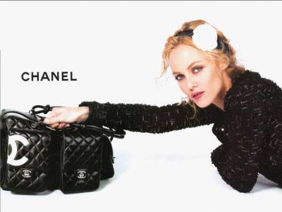Ванесса Паради - Карл Лагерфельд - Лучшие кадры: Ванесса Паради в рекламных кампаниях Chanel - vogue.ua