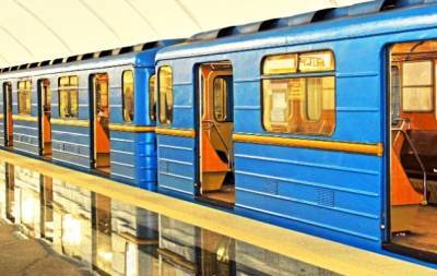 Газонокосилка, надувной матрас и платье: что потеряли пассажиры в Киевском метро за 2020 год - hochu.ua