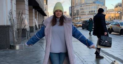 Екатерина Шпица - Катерина Шпица отправилась на кастинг в сапфировой дубленке и шапке цвета лимонного мусса - wmj.ru