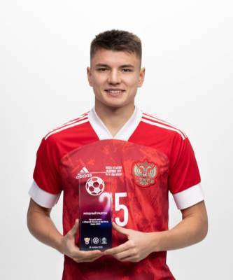 Станислав Черчесов - Volkswagen вручил награды по итогам футбольного сезона 2020 - elle.ru - Россия