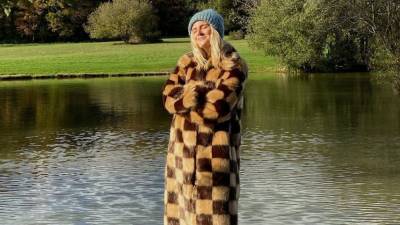 Белла Хадид - Камиль Шарье - Модные принты 2020: «шахматная доска» - vogue.ru