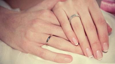 15 фактов, которые объясняют, почему одни пары отмечают золотую свадьбу, а другие разводятся - e-w-e.ru