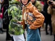 Горячий тренд будущей осени — длинная юбка из денима: как ее носят звезды street style - cosmo.com.ua