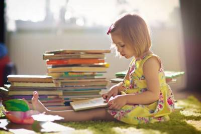 ​11 способов привить ребенку любовь к чтению - lifehelper.one