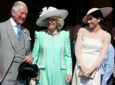 принц Гарри - принц Чарльз - Камилла - Американская невестка: каким было первое впечатление Чарльза и Камиллы от Меган - marieclaire.ru