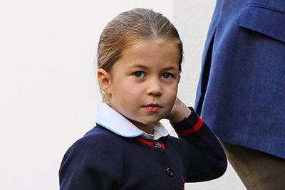 Кейт Миддлтон - принц Уильям - принц Луи - принц Джордж - принцесса Шарлотта - Kate Middleton - Принцессе Шарлотте нравится быть правнучкой королевы: "Она любит носить тиару" - spletnik.ru