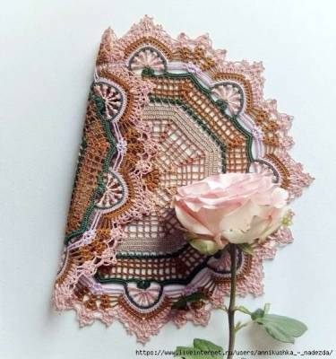 Красивая салфетка необычной расцветки - milayaya.ru