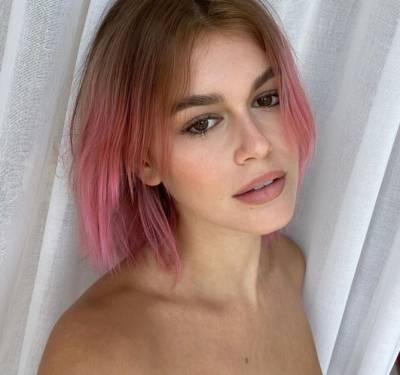 Гвидо Палау - Pink is Punk: Кайя Гербер сменила цвет волос – в прямом эфире - vogue.ua - Палау